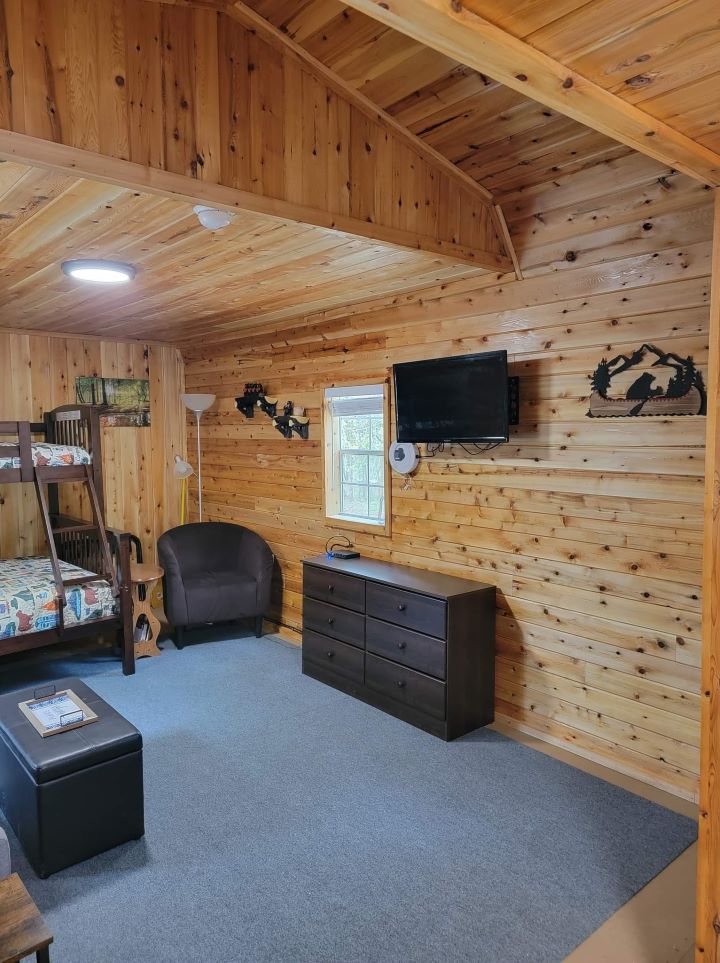 Upper Peninsula Cabin and Vacation Home Rental on Manistique River